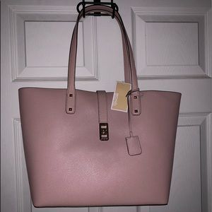 Michael Kors tote